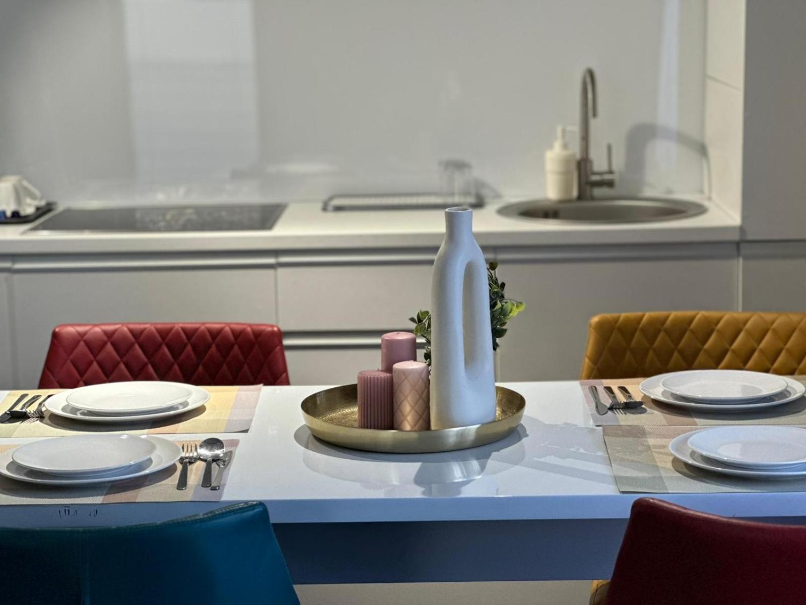 Luxury Glam Apartments & Studios Near Coresi Mall Braşov Dış mekan fotoğraf
