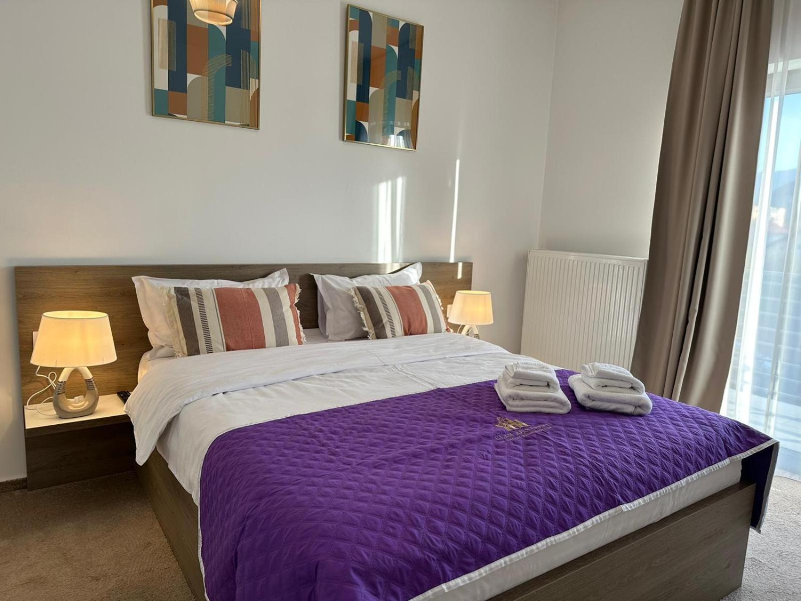 Luxury Glam Apartments & Studios Near Coresi Mall Braşov Dış mekan fotoğraf